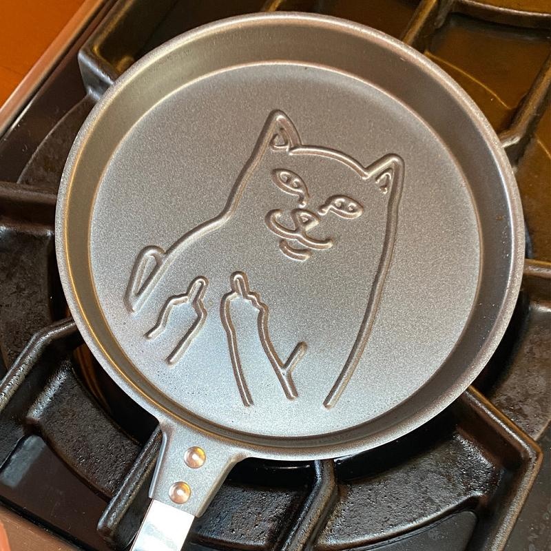 Black Ripndip Lord Nermal Pancake Pan Accessories | USAJJ2172