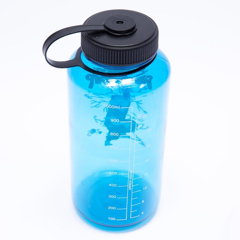 Blue Ripndip Super Sainerm 32oz Water Bottle Accessories | USAVD2022